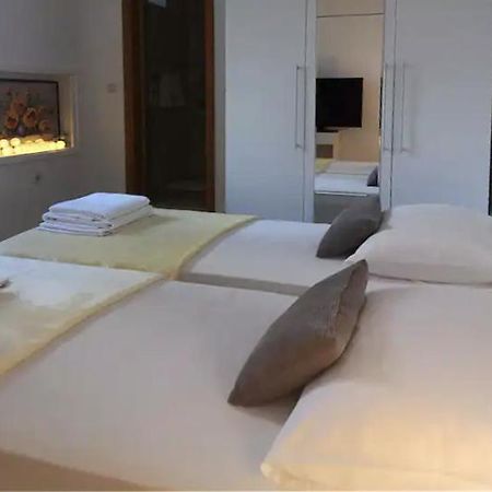 Emily Apartment 萨度拉德 外观 照片
